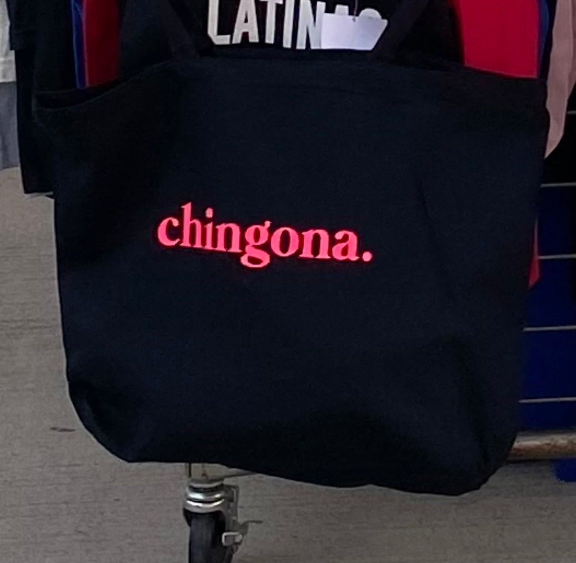 Chingona Tote bag